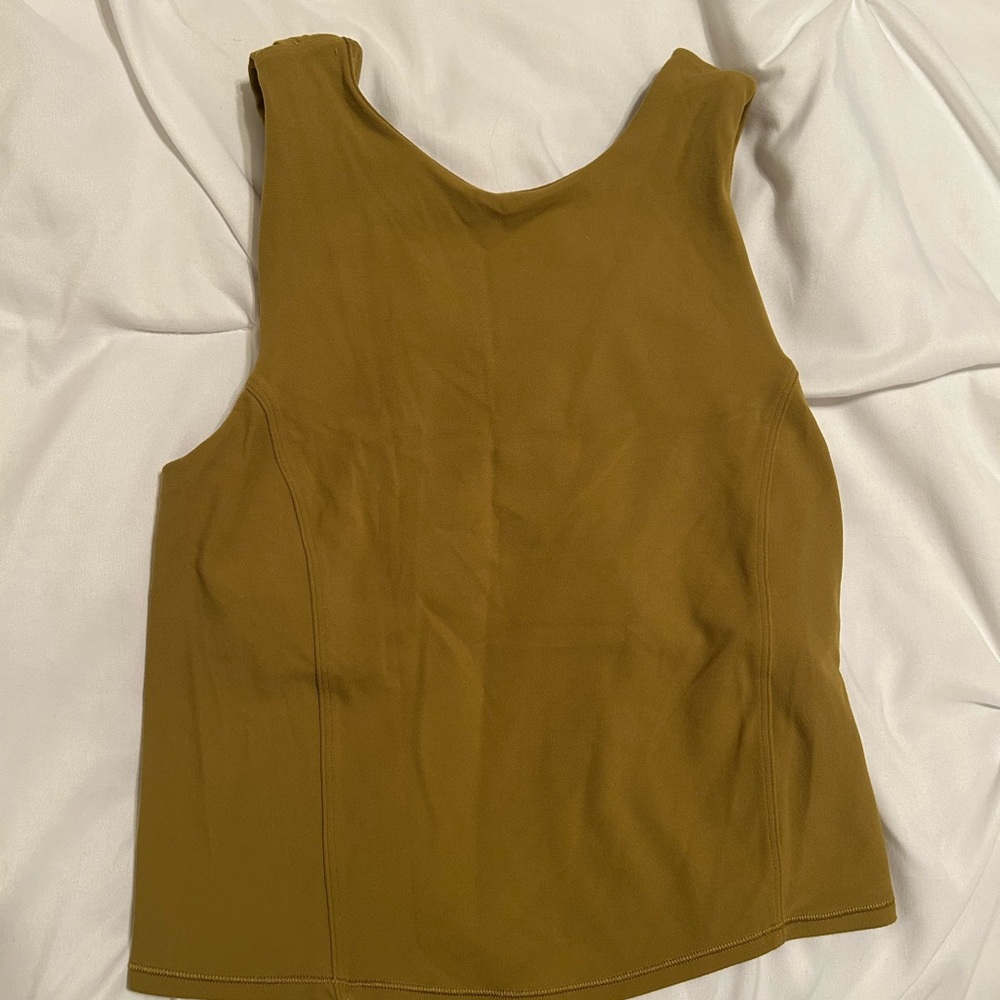 Lululemon size 4 tank top